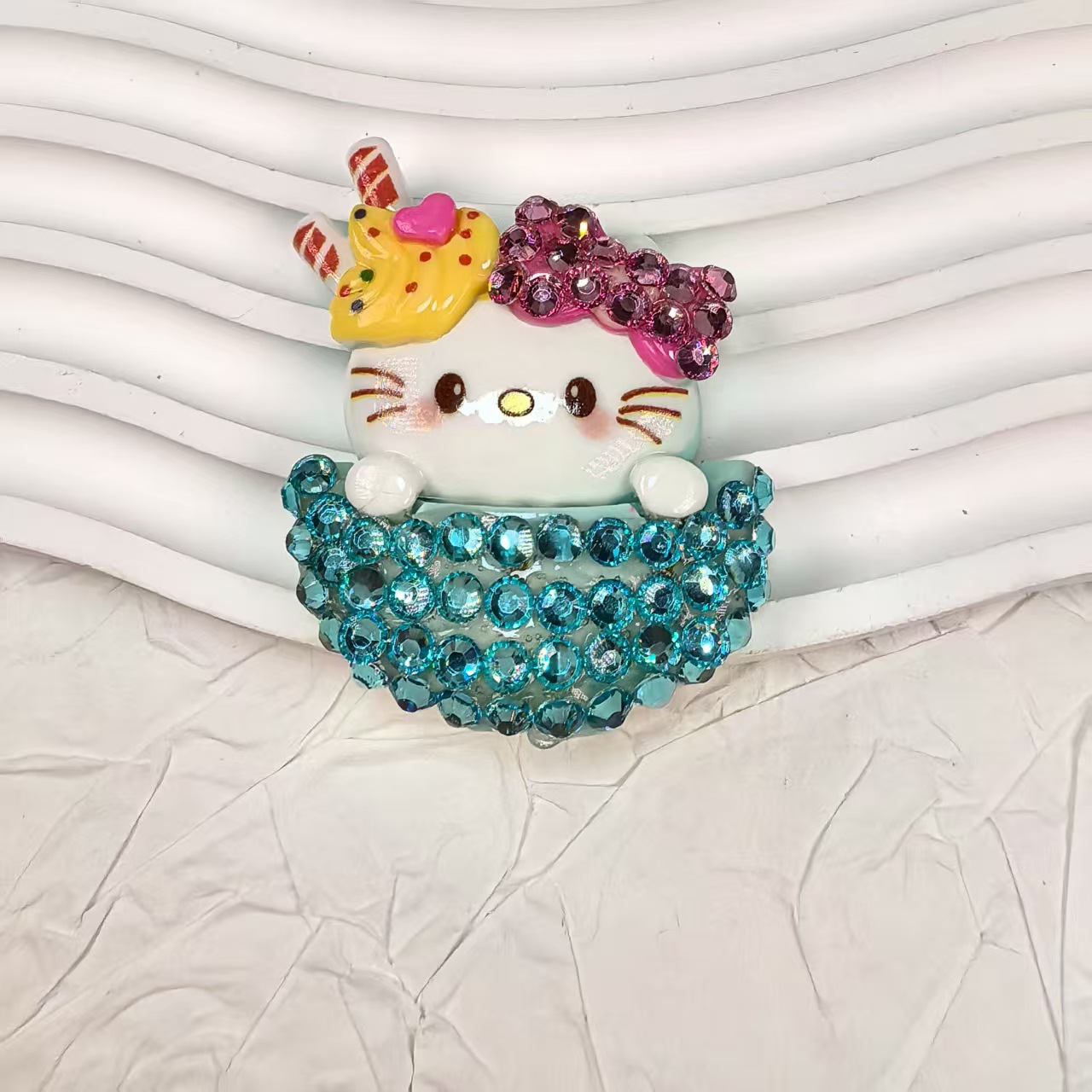 Cute cartoon HK With Diamonds