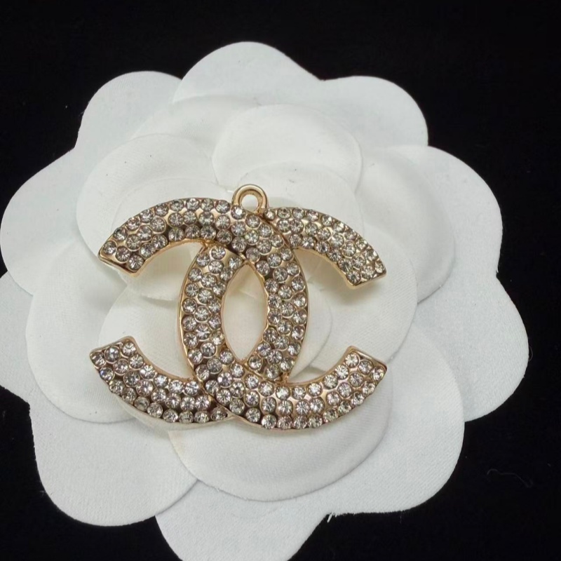 CC-Metal With Diamonds 28MM*35MM