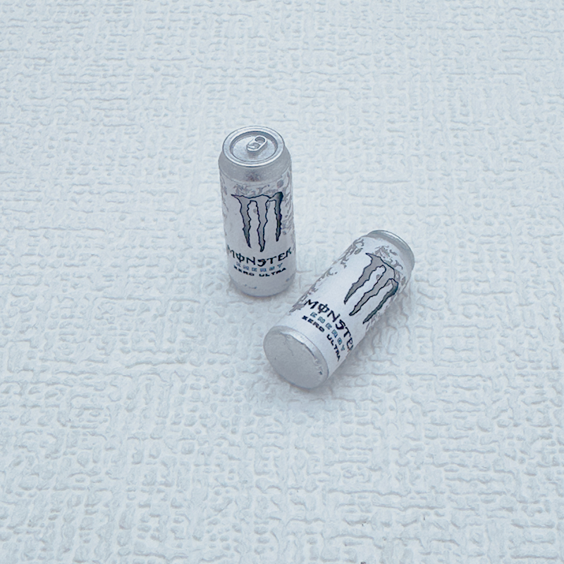 A Bag of 10(PCS）RedBull AND Monster 26MM*10MM