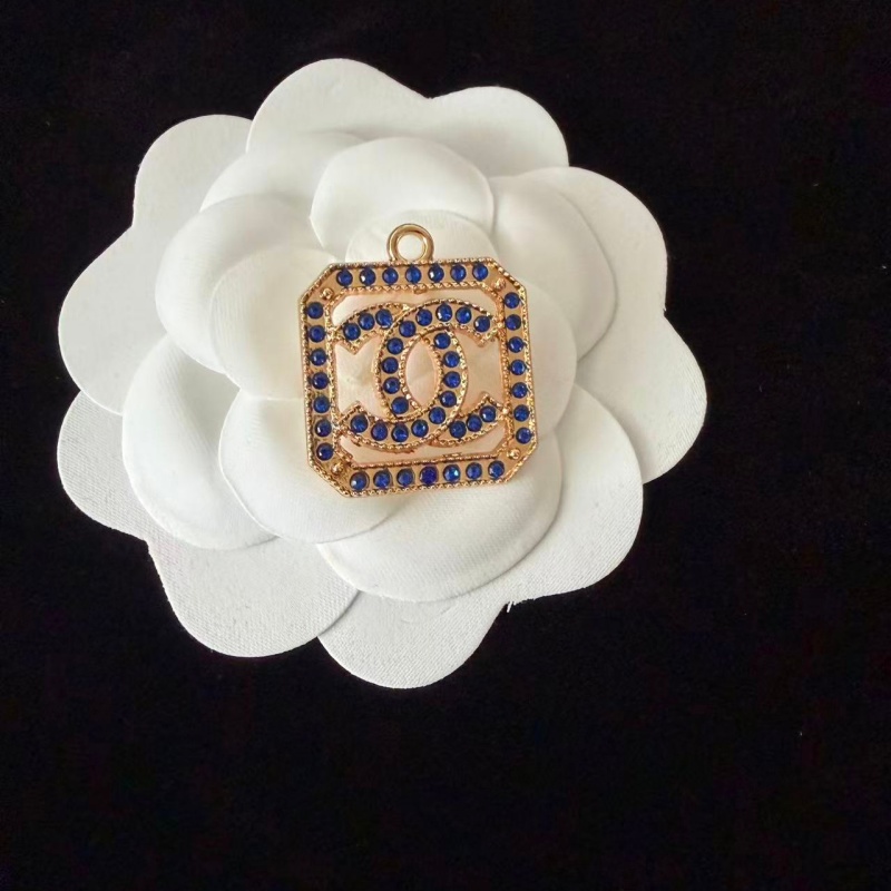 CC-Metal Square With Diamonds 26MM*26MM