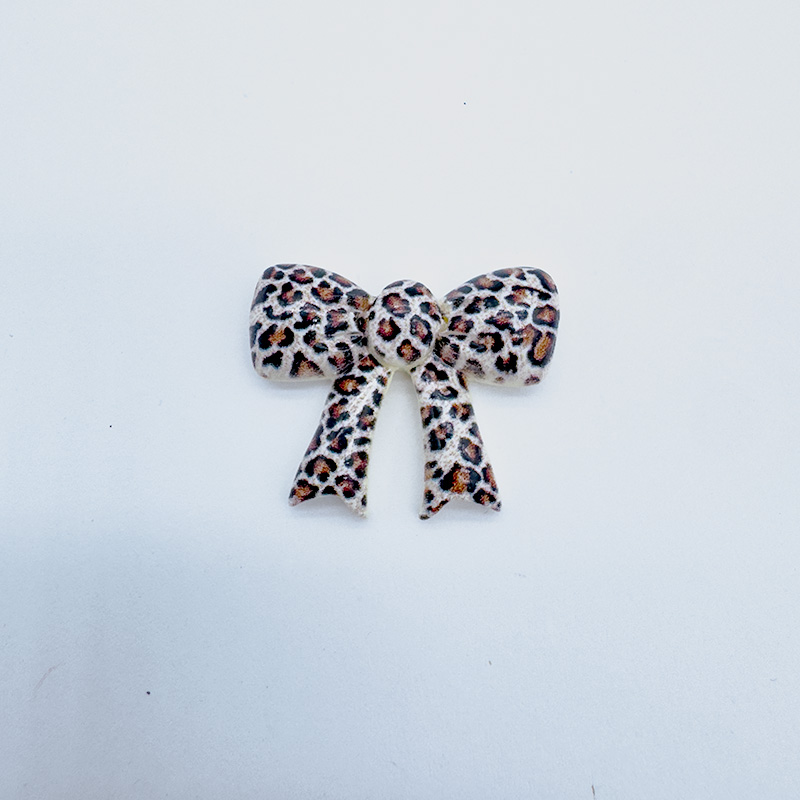 A Pack of 10PCS  leopard print bow
