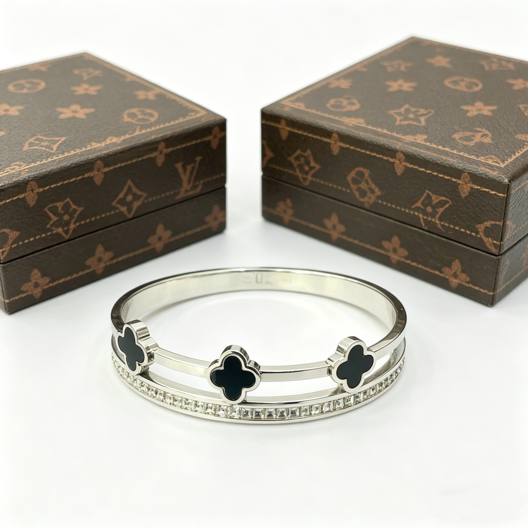 Four-leaf Clover Double-layer Diamond-set Metal Bangle