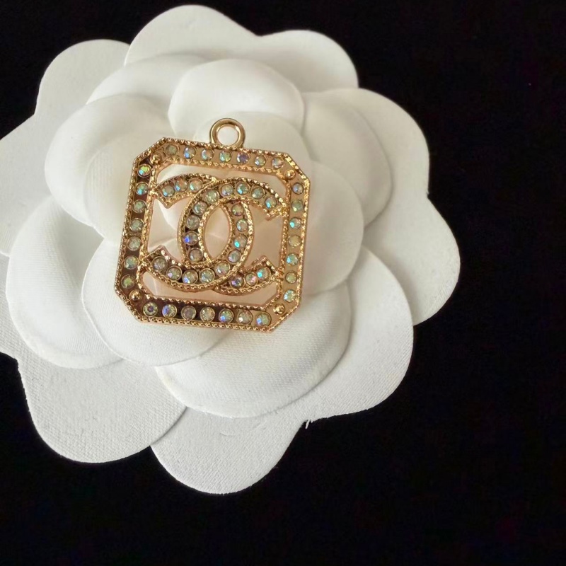 CC-Metal Square With Diamonds 26MM*26MM