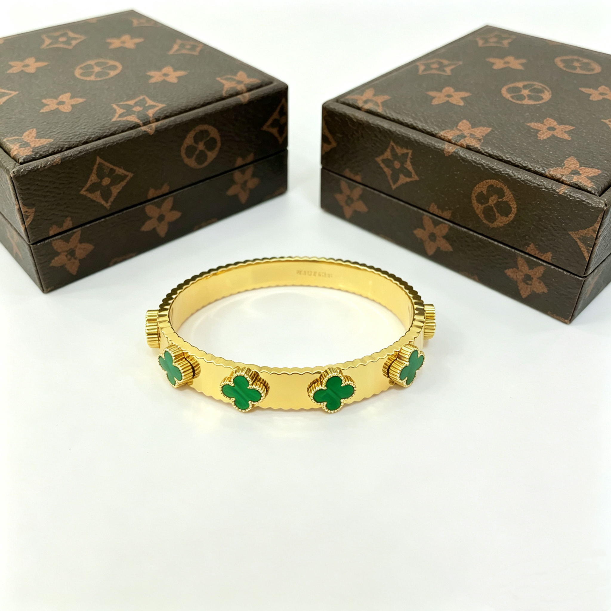 S—Metal Bracelet