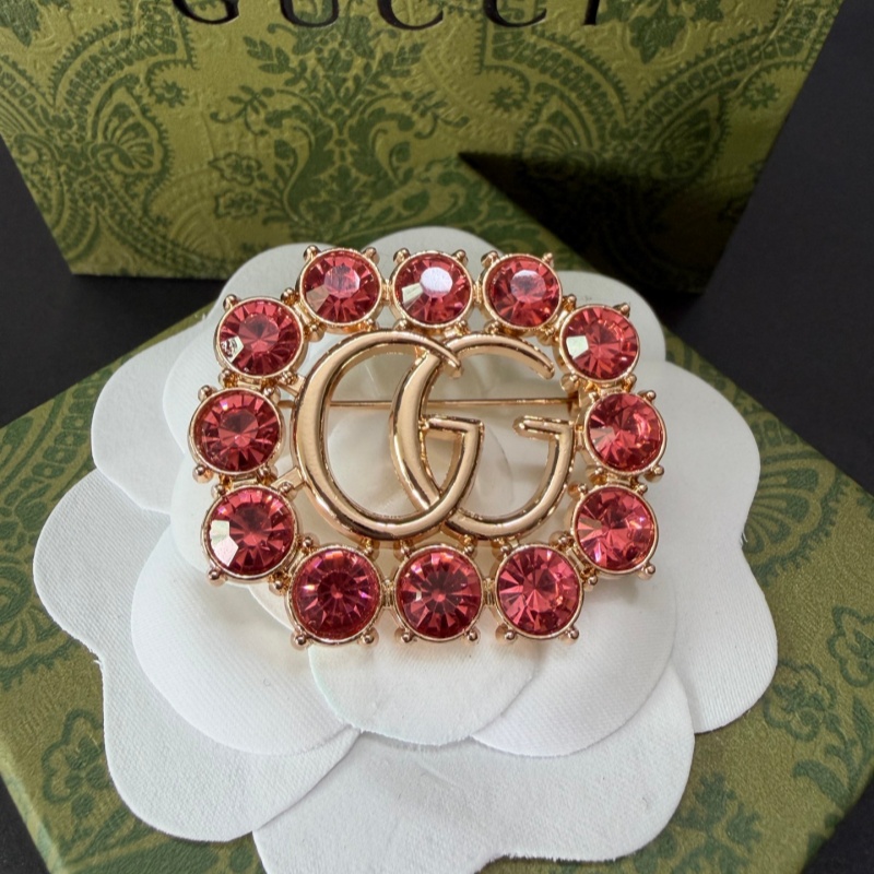 GG-Surrounding With Gems 44MM*36MM