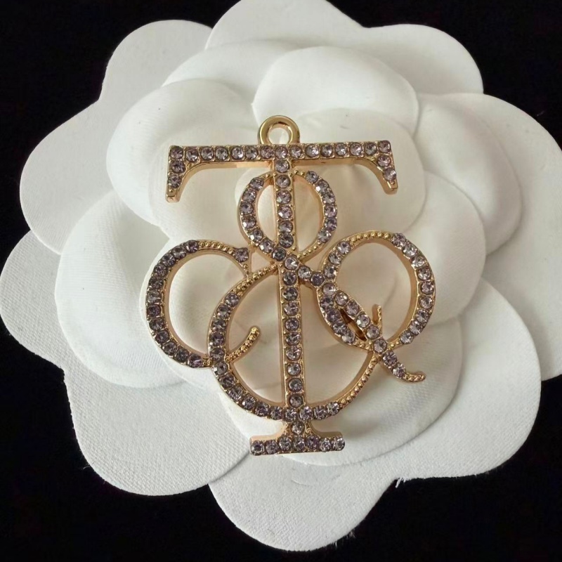 T-Metal With Diamonds 30MM*35MM