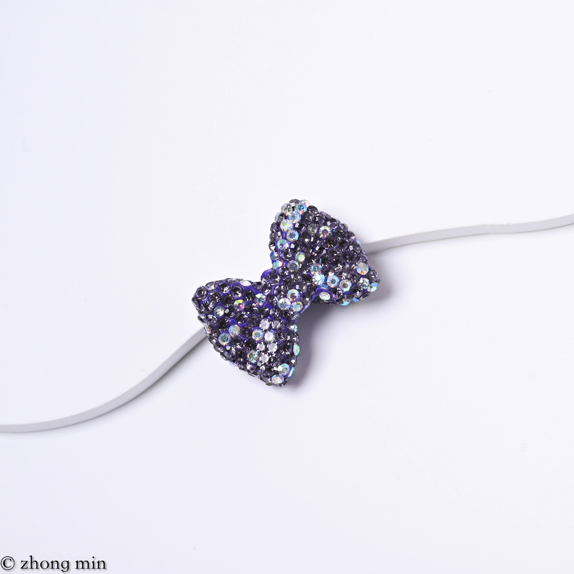 MID-Sparkling Rhinestone Bows 30MM*22MM