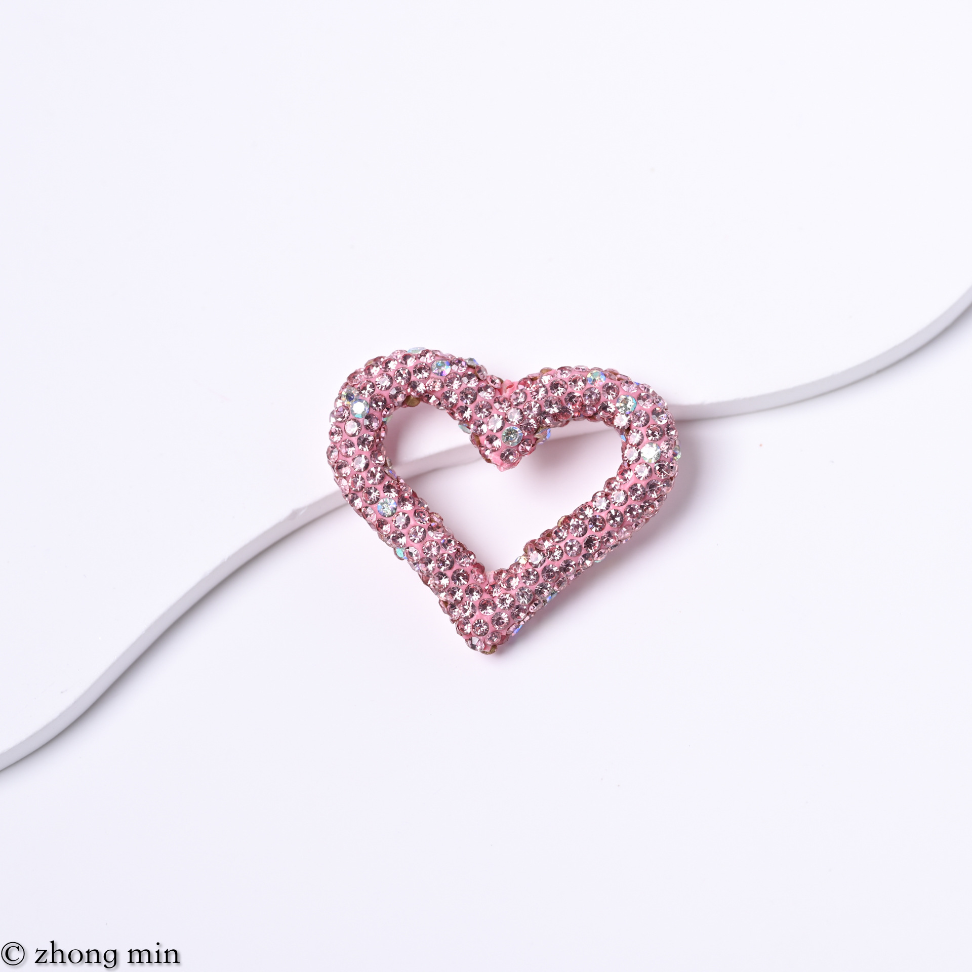 Love with diamonds 32MM*28MM