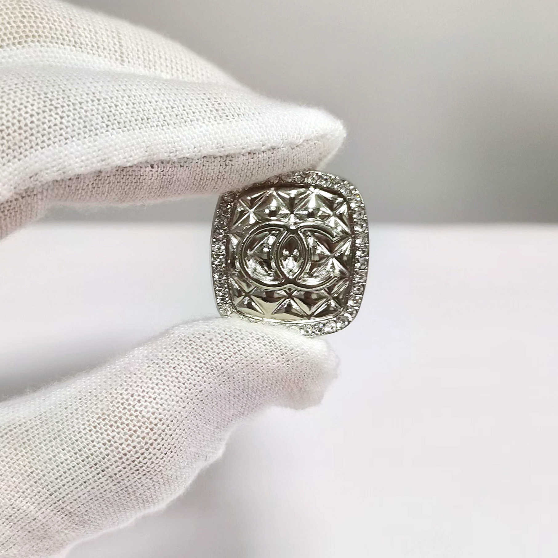 C-Square Double C With Diamonds 22MM*23MM