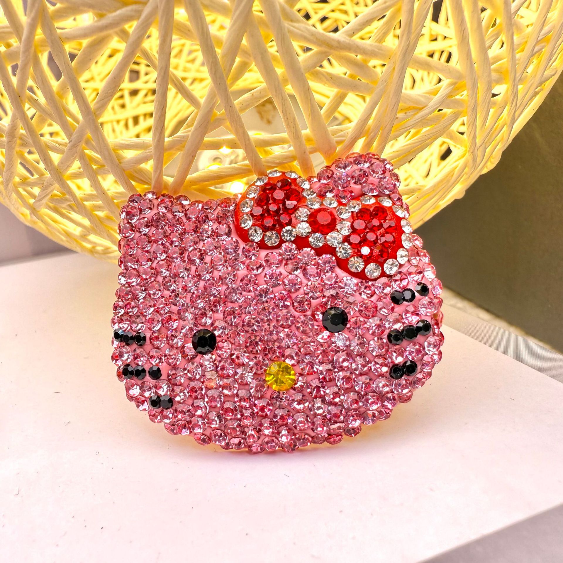 Kitty Head with Rhinestones 60MM*60MM