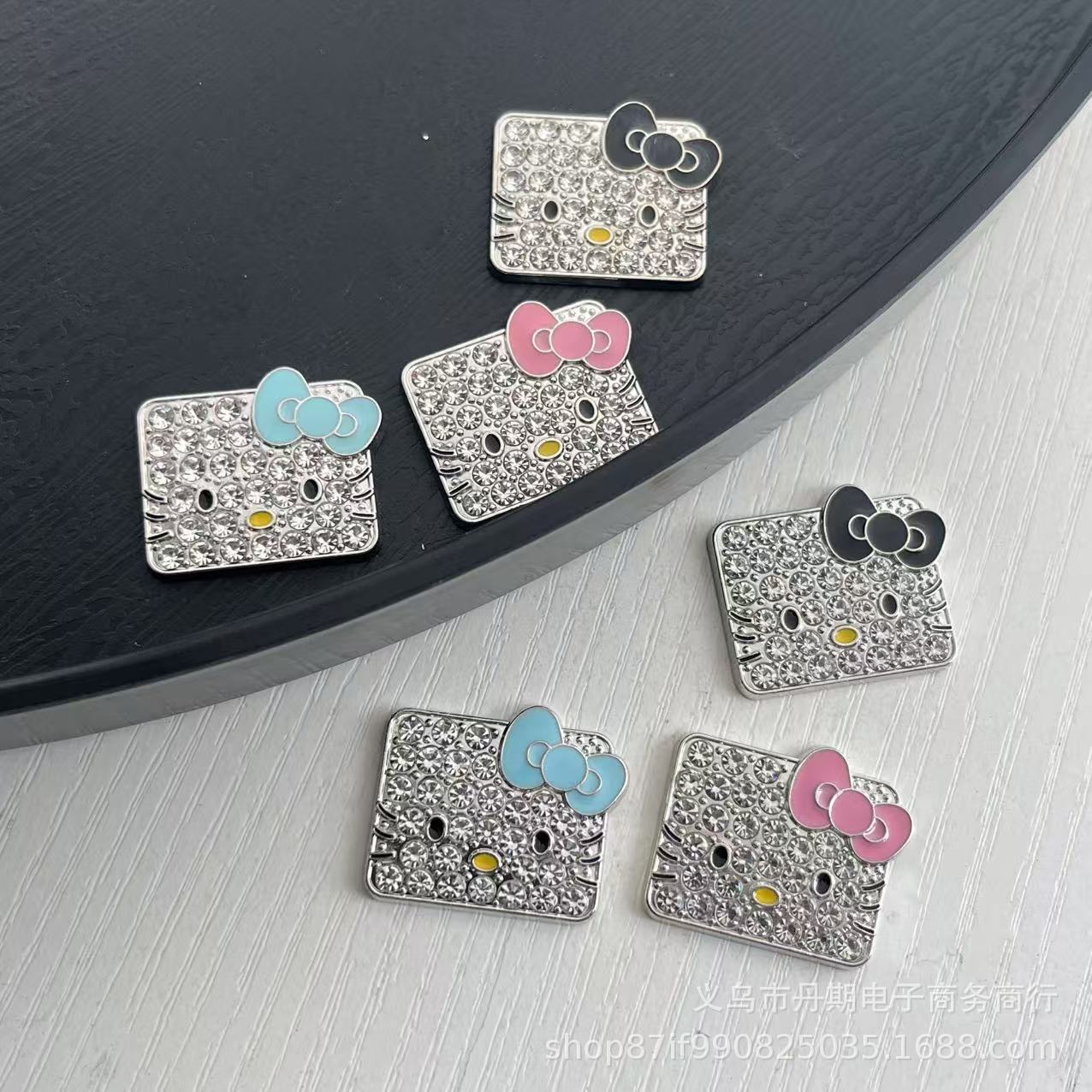 HK With Diamond And Bow 28MM*25MM