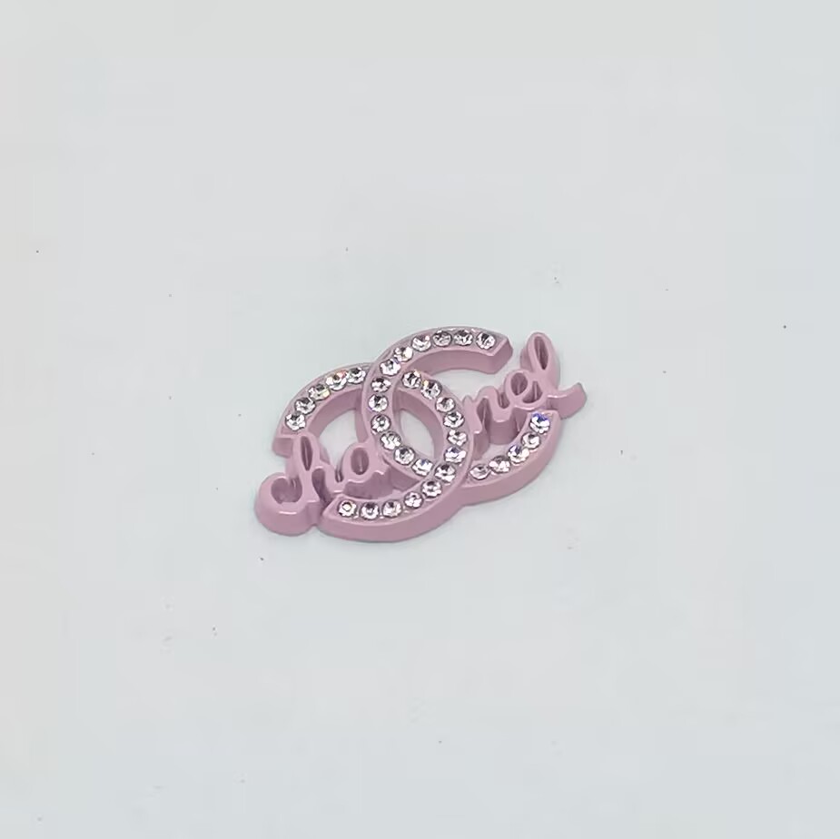 CC with letters in the middle 25MM*15MM