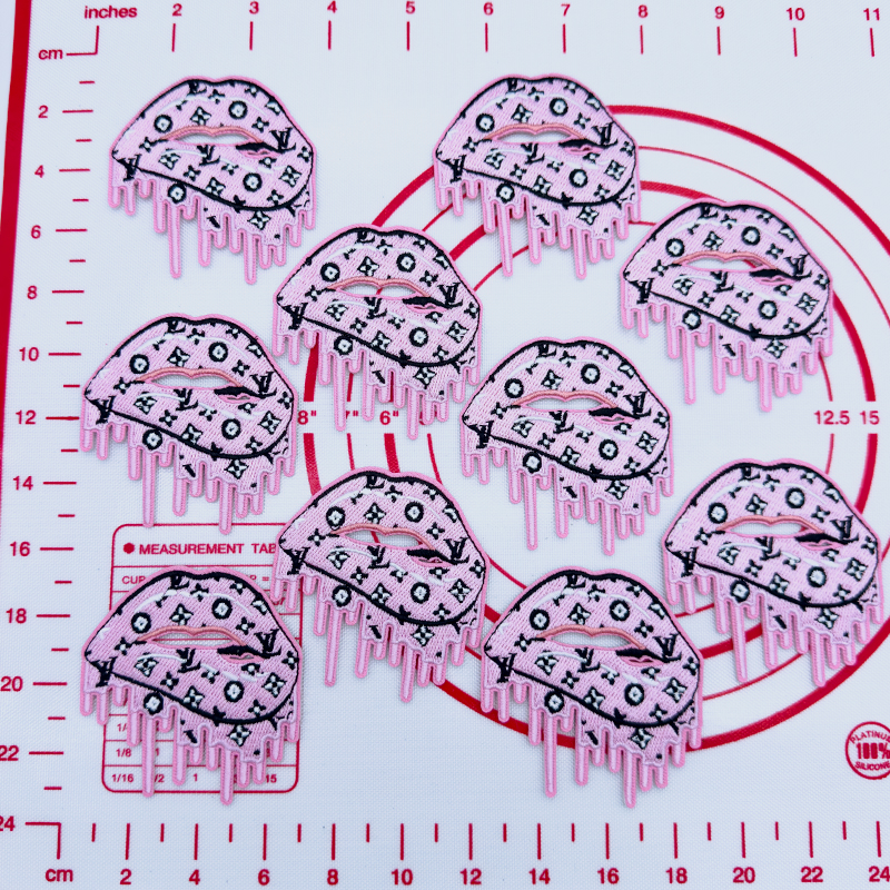 Mid(Iron-on) L-Pink Lips Shape Patches