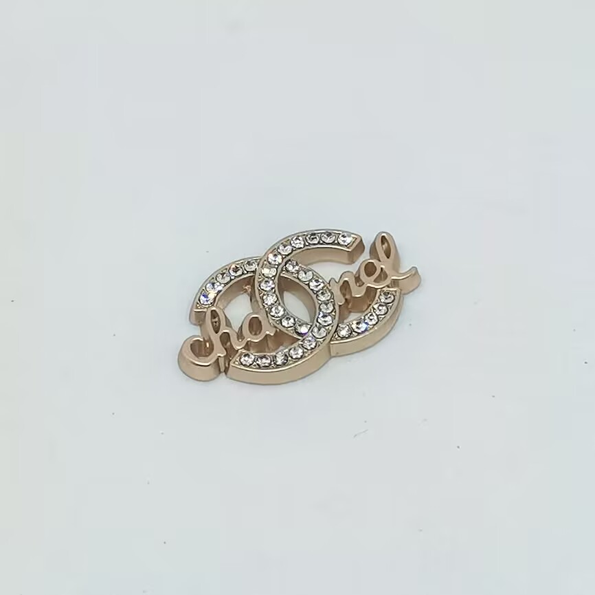 CC with letters in the middle 25MM*15MM