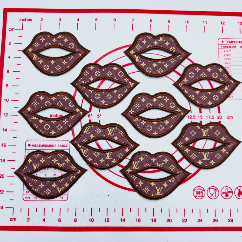 Mid(Iron-on) L-Lips Shape Patches