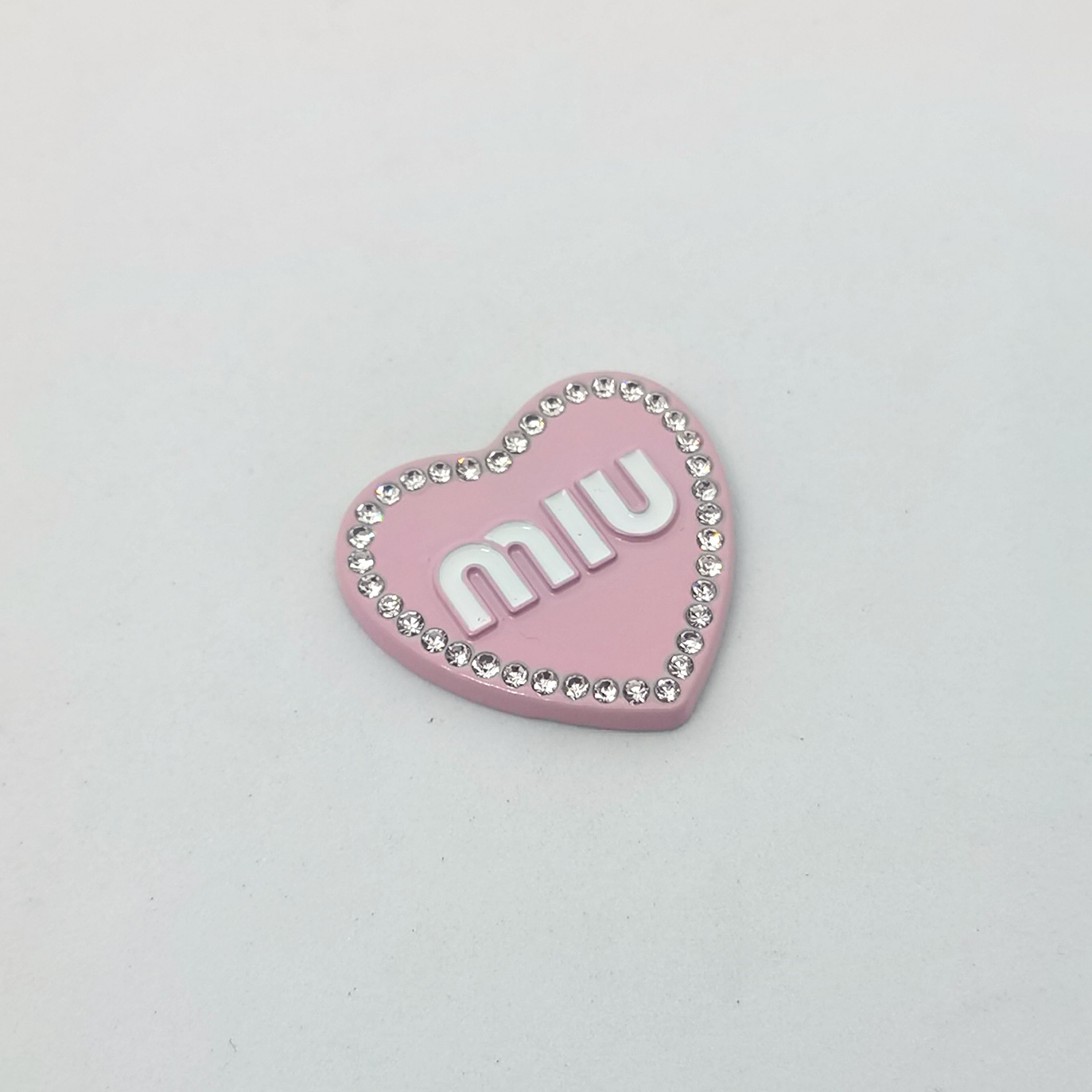 M- Signage With Diamonds 31MM*30MM