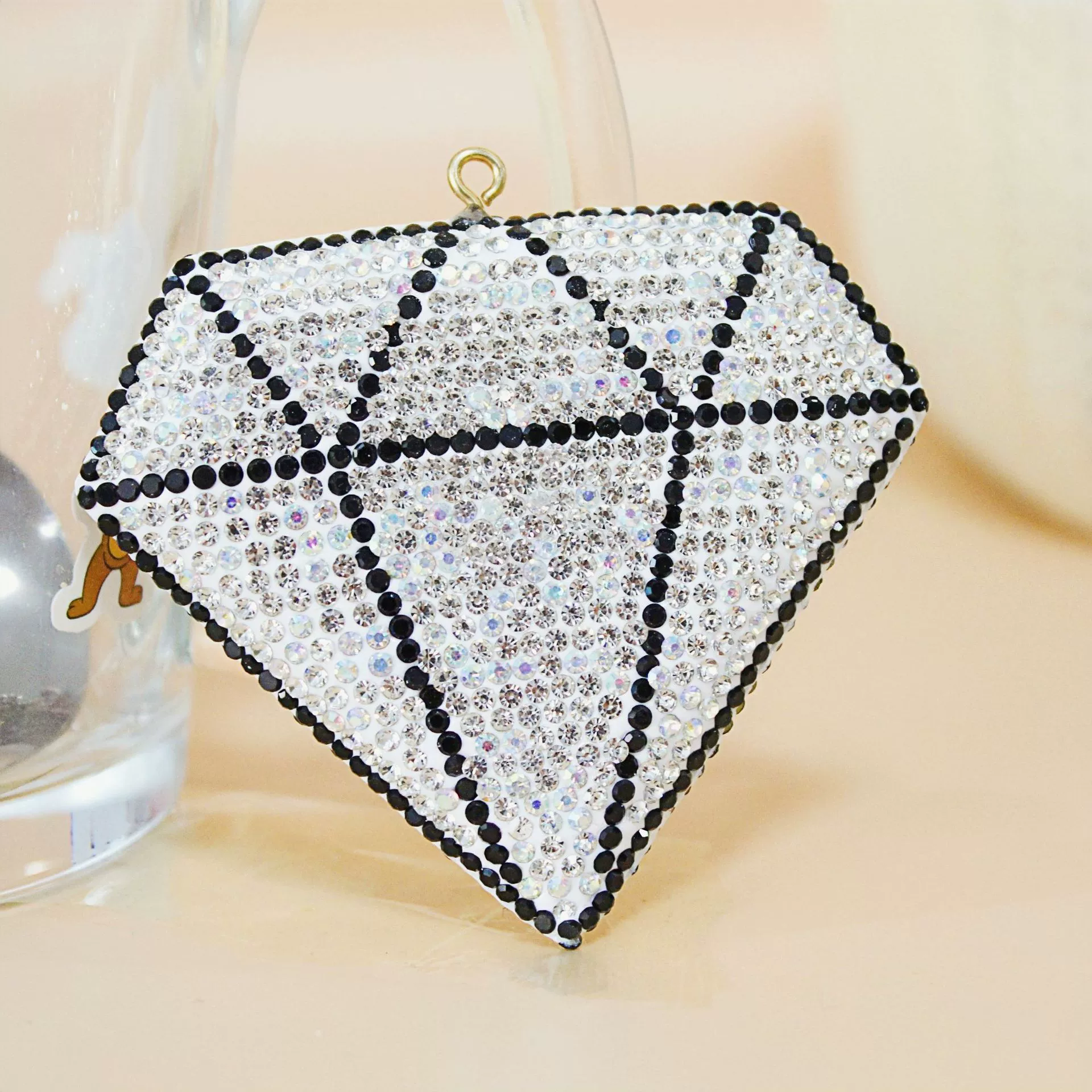 Large Full-Diamond Diamond Shape 72MM*62MM
