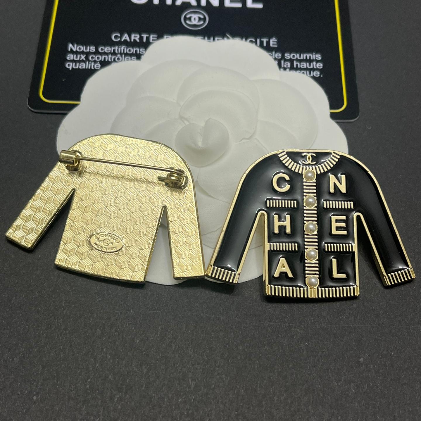 Clothing-shaped metal CC 50MM*35MM