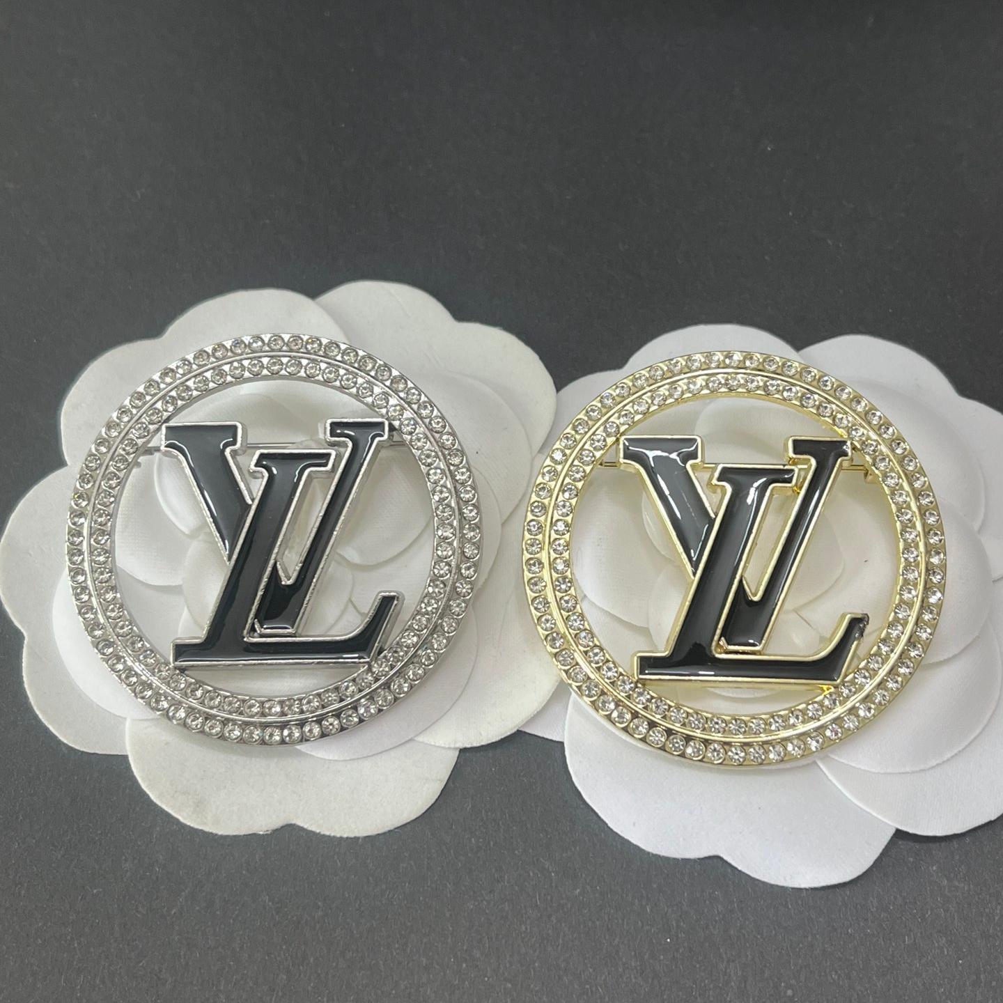 L-Round Shape Full Diamond Black Letter 50MM*50MM