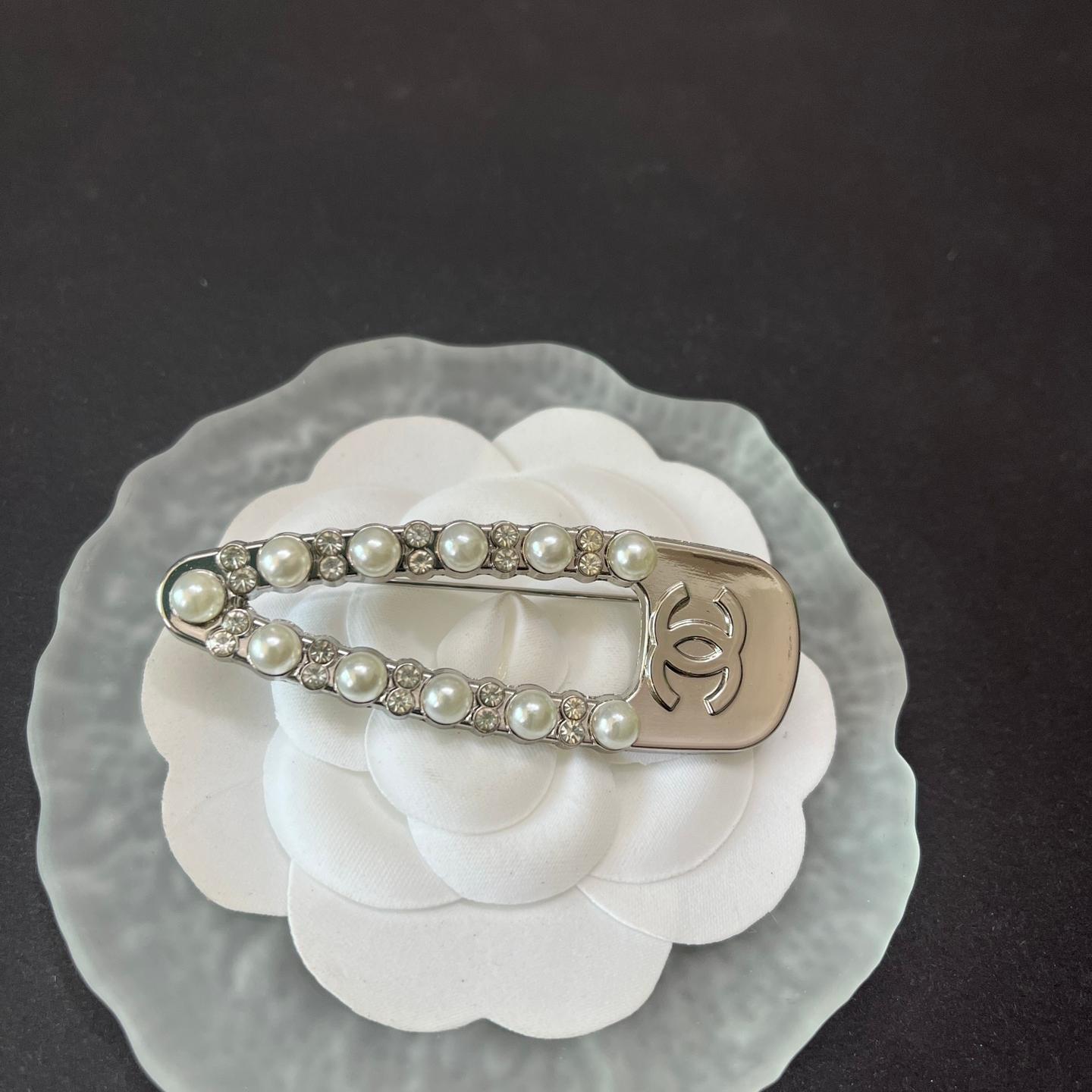 CC- Hairpin shaped with diamonds 65MM*20MM