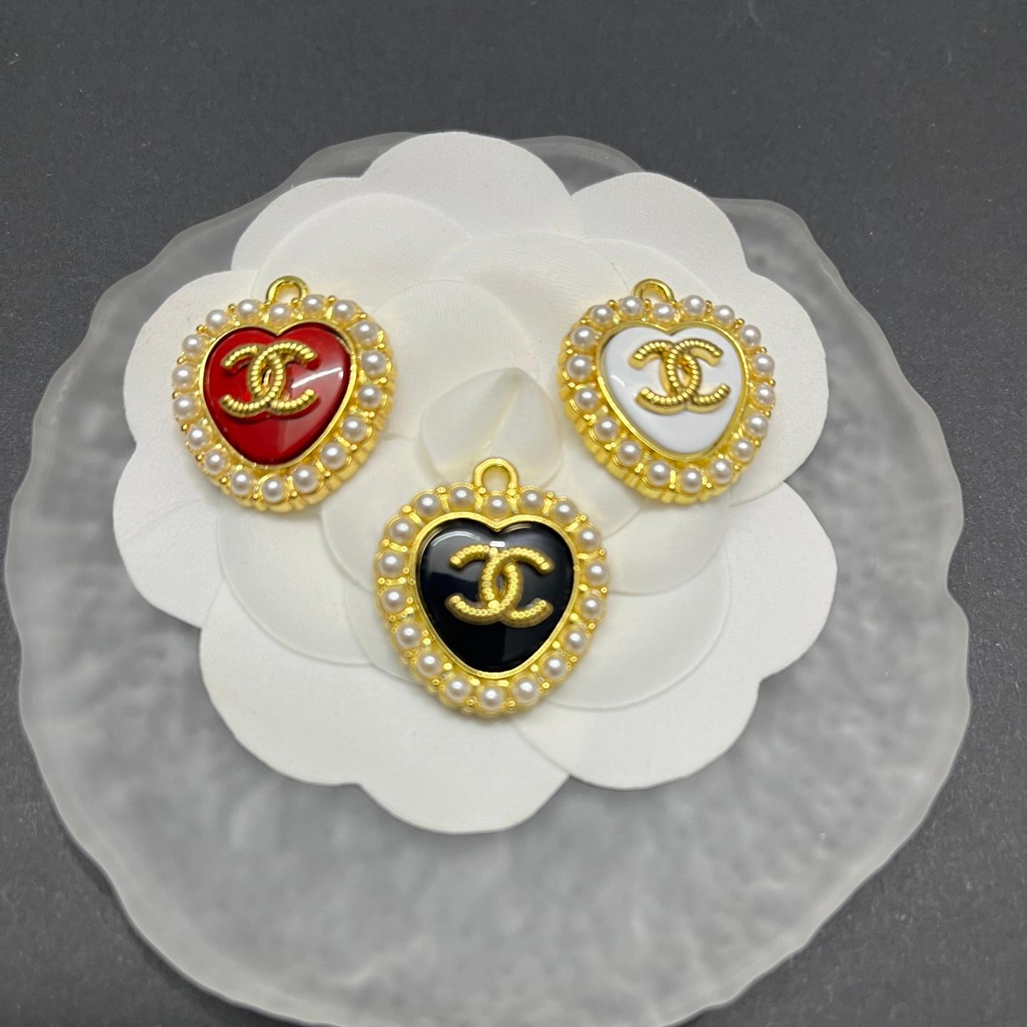 C-Double C With Diamonds and pearls  22MM*24MM