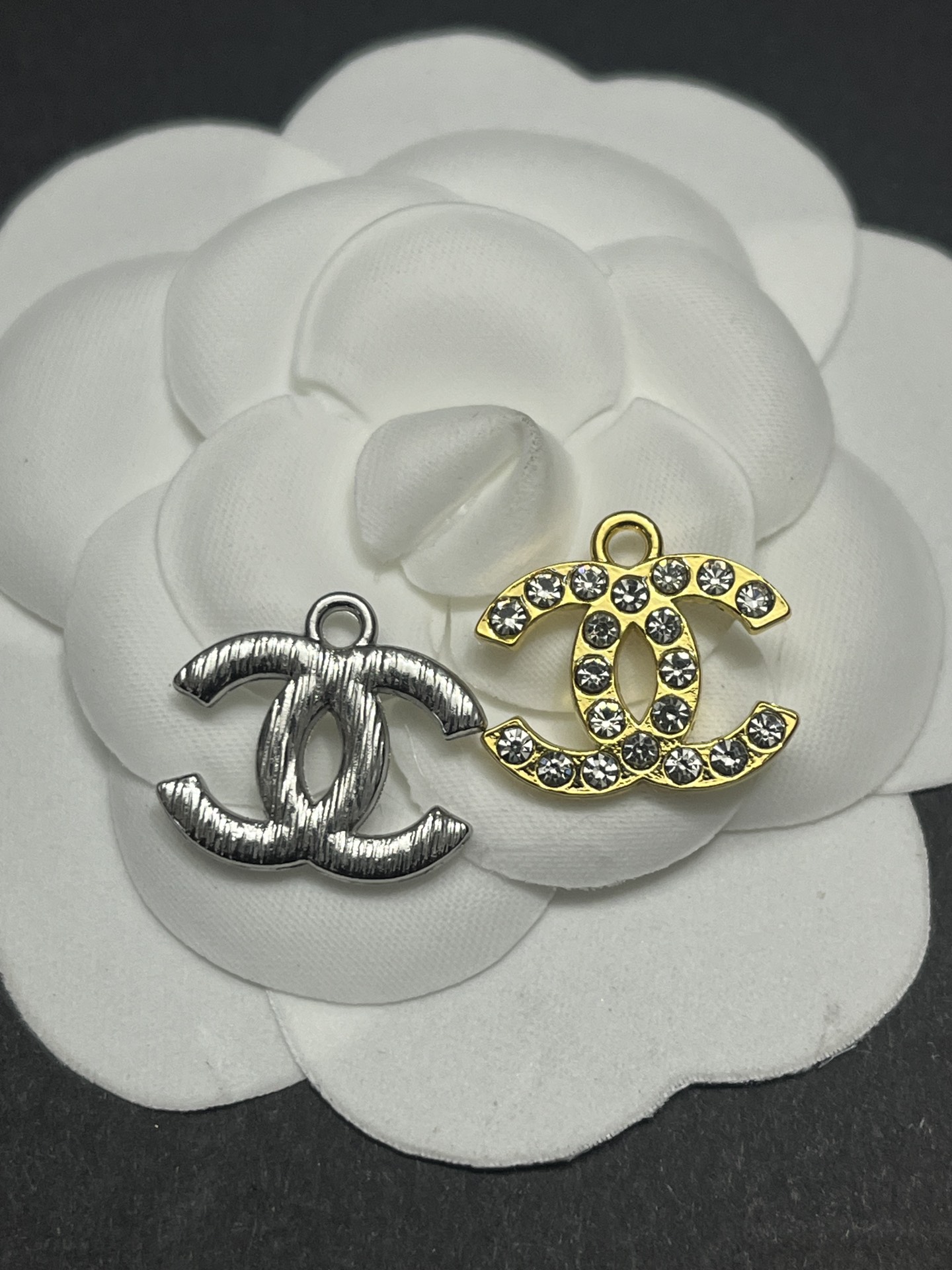 CC-Small Diamond-Studded Charms 17MM*16MM