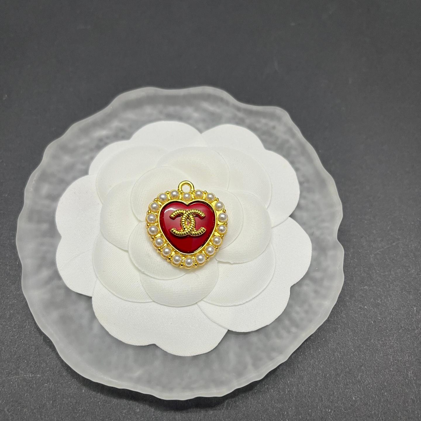 C-Double C With Diamonds and pearls  22MM*24MM