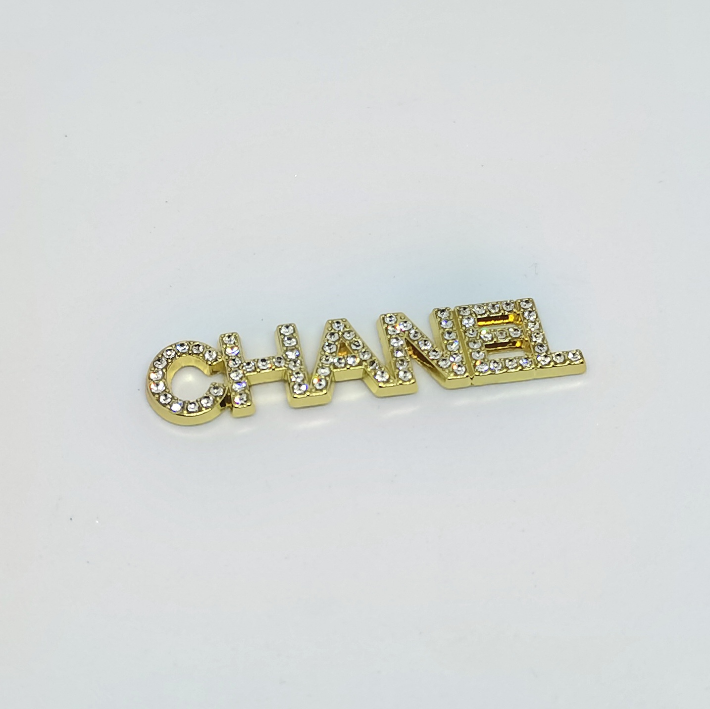 C- Signage With Diamonds 52MM*12MM