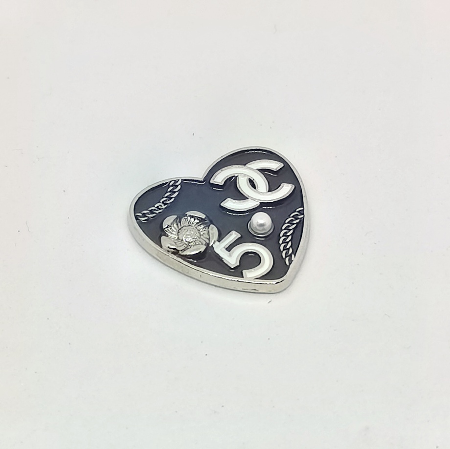 CC-Love Shape Metal Signage 25MM*24MM