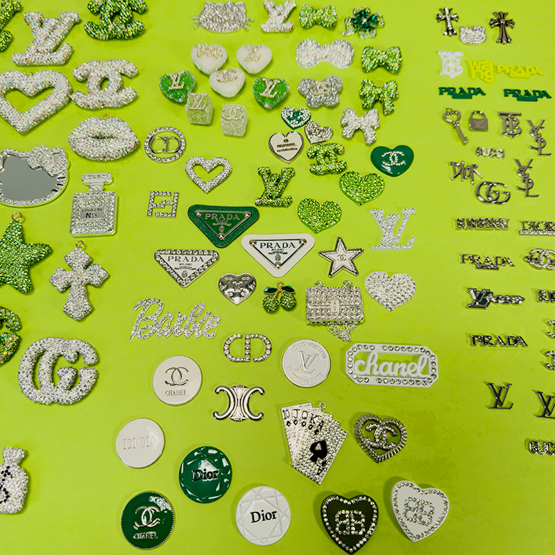 50-100PCS MIX Green-Silver LUX CHARMS