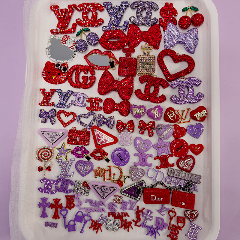 50-100PCS MIX RED-PURPLE LUX CHARMS