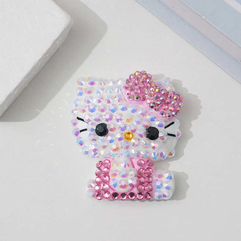 HK With diamonds and pearls 50MM*45MM