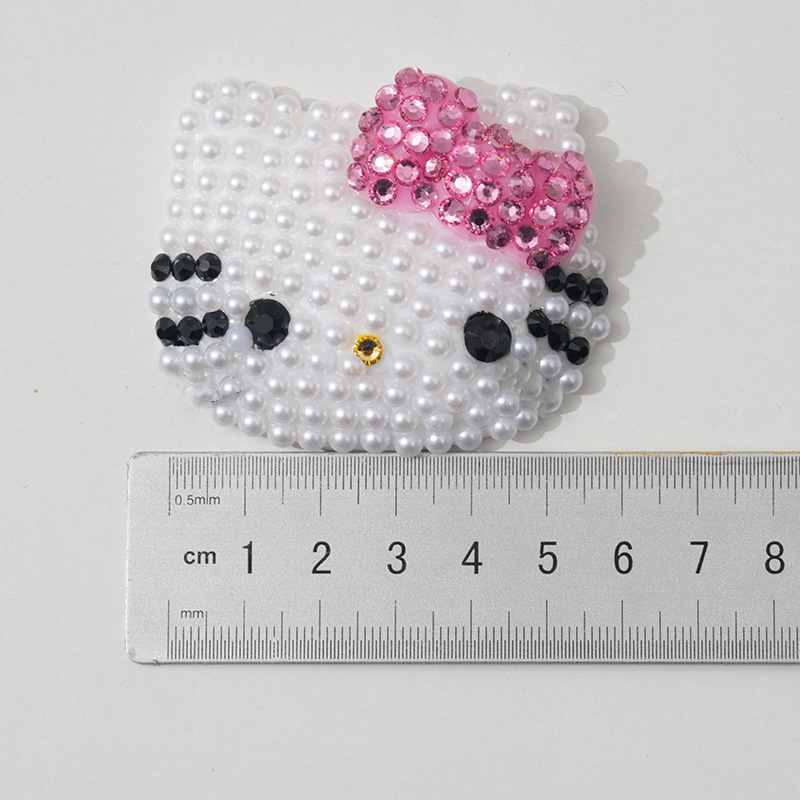 HK With diamonds and pearls 50MM*45MM