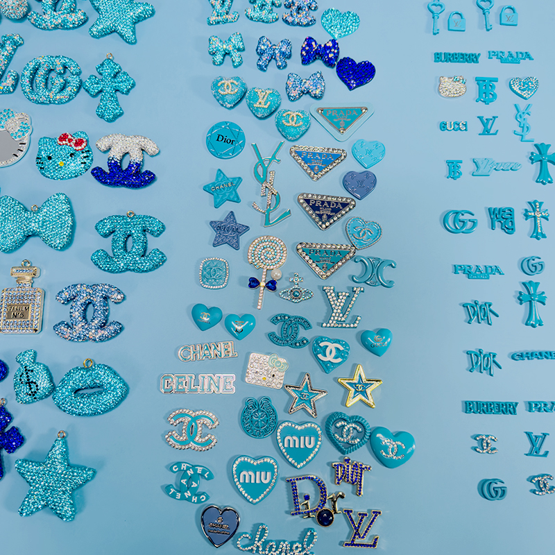 50-100PCS MIX Blue LUX CHARMS