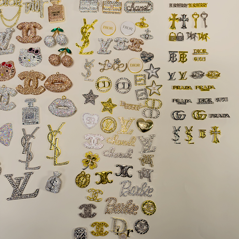 50-100PCS MIX Gold-Silver LUX CHARMS