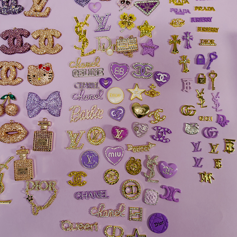 50-100PCS MIX Pueple-Gold LUX CHARMS