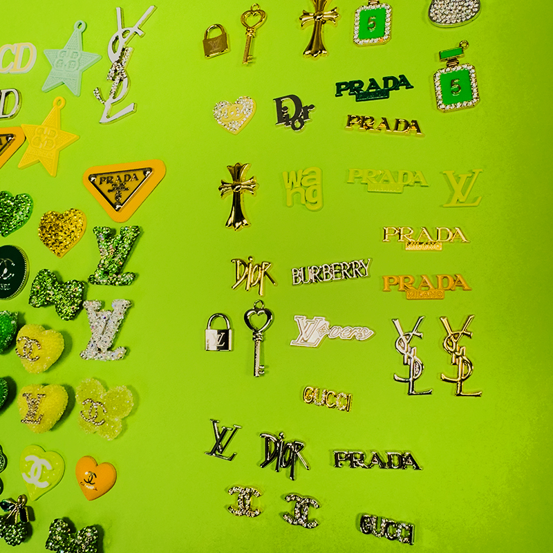 50-100PCS MIX Silver-Green-Yellow LUX CHARMS