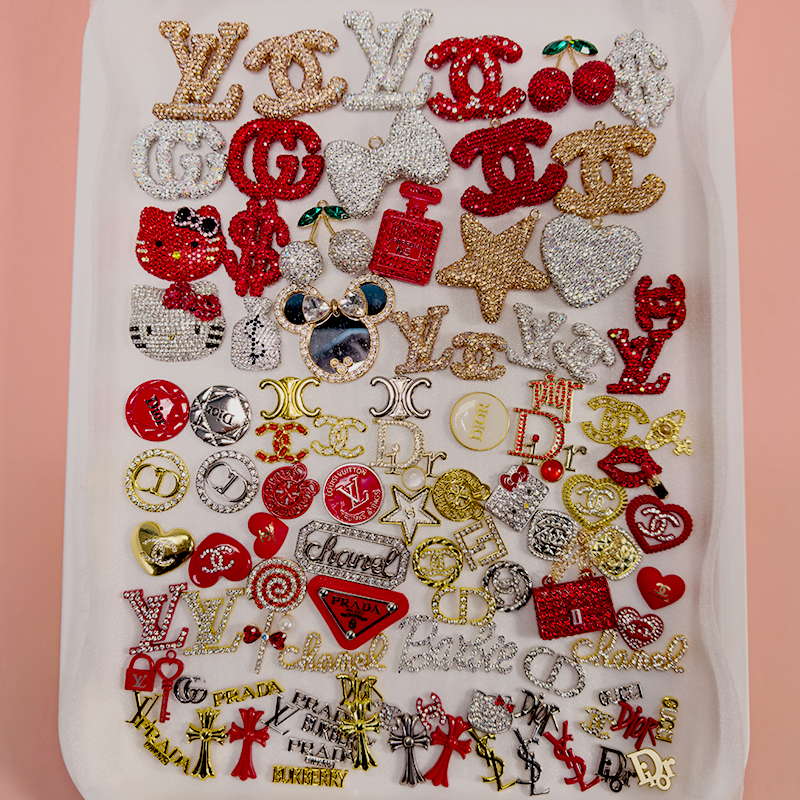 50-100PCS MIX Red-Gold-Silver LUX CHARMS