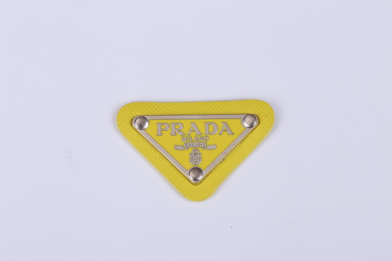 P-Triangular signage 48MM*30MM