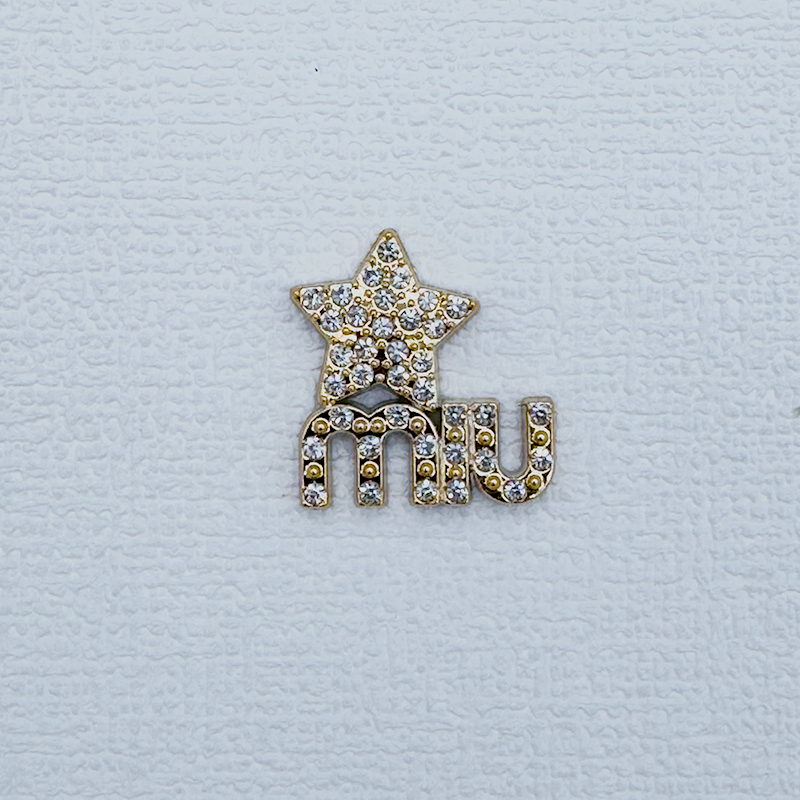 A Bag of（10PCS）Non-Metal With Diamonds miu