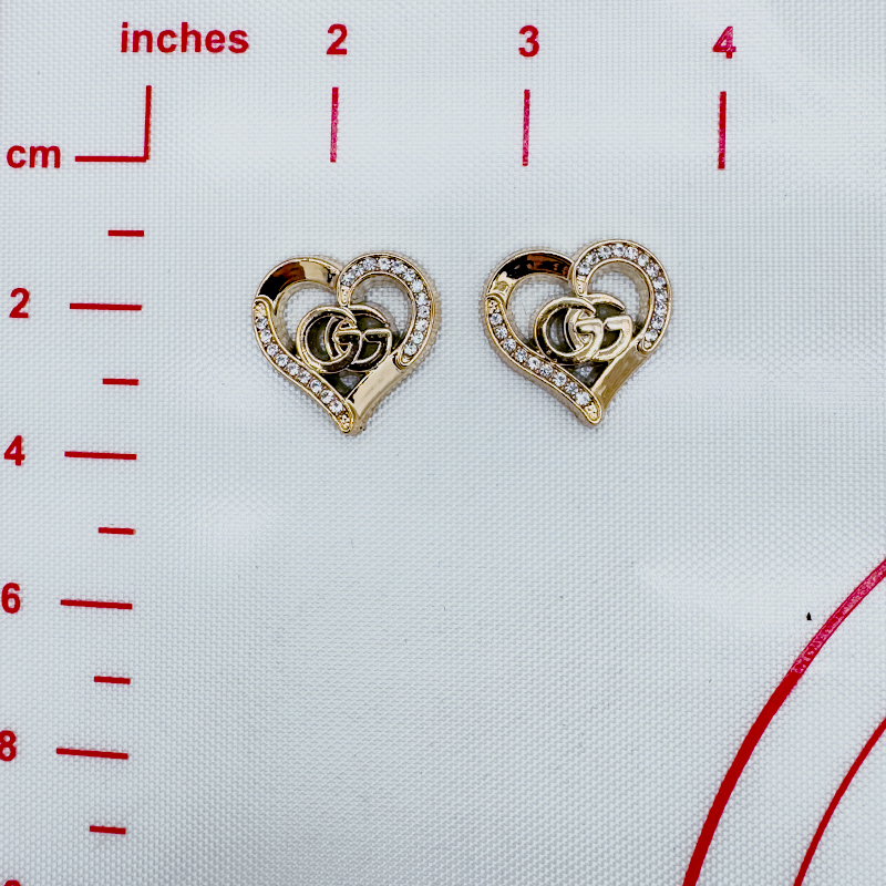 A Bag of（10PCS）Non-Metal With Diamonds GG