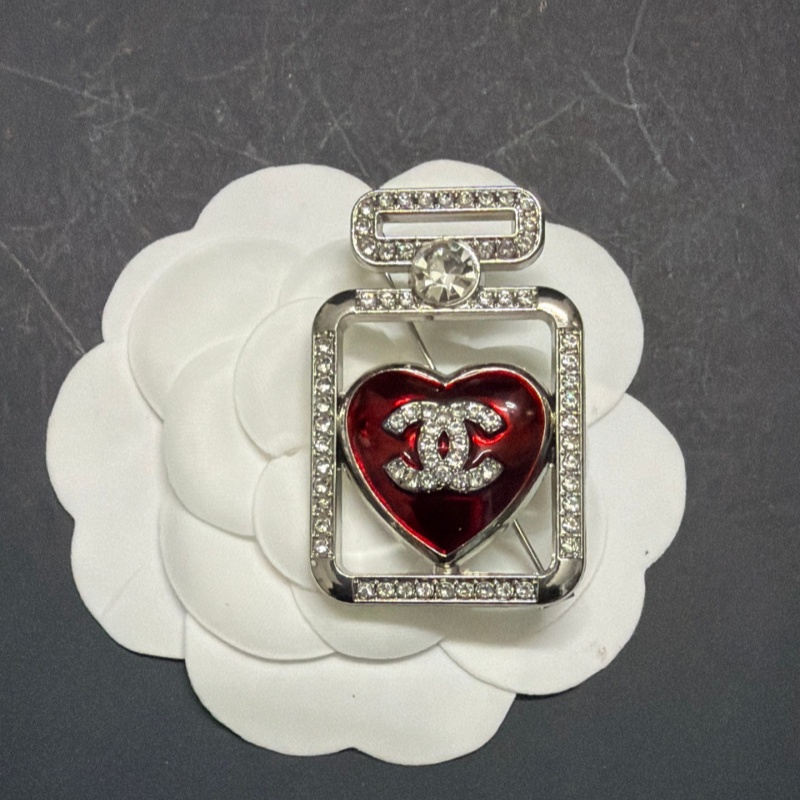 CC-Perfume bottle shape With Diamonds  45MM*30MM