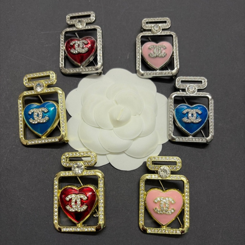 CC-Perfume bottle shape With Diamonds  45MM*30MM